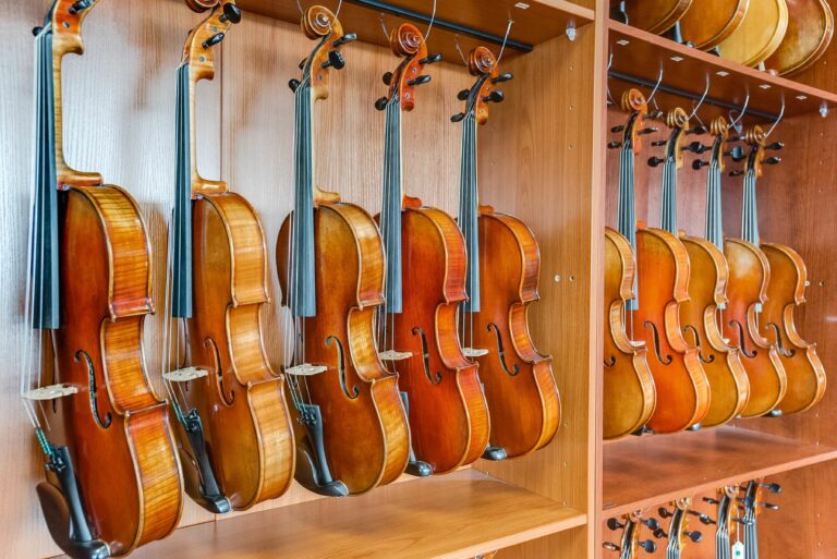 8224 Olson Memorial Hwy Portfolio 024 Leo Zabezhinsky 1 768x513